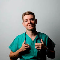 Dr. Carlos Yebra